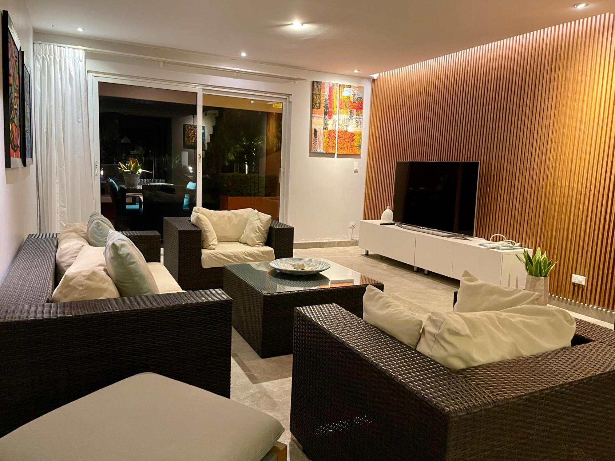 Eagle Beach Luxury House, Walking Distance To The Beach Palm Beach Zewnętrze zdjęcie