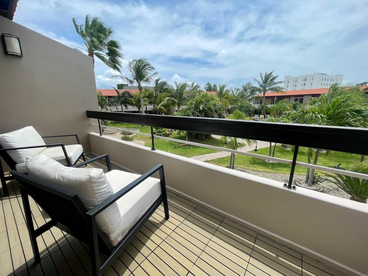 Eagle Beach Luxury House, Walking Distance To The Beach Palm Beach Zewnętrze zdjęcie